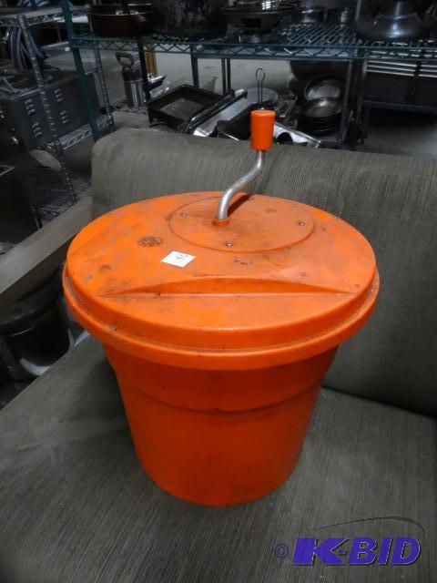 lot 76 image: Dynamic salad spinner...