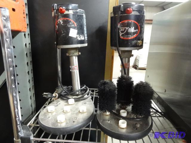 lot 98 image: 2 bar maid glass cleaners. Model A-200. Missi...