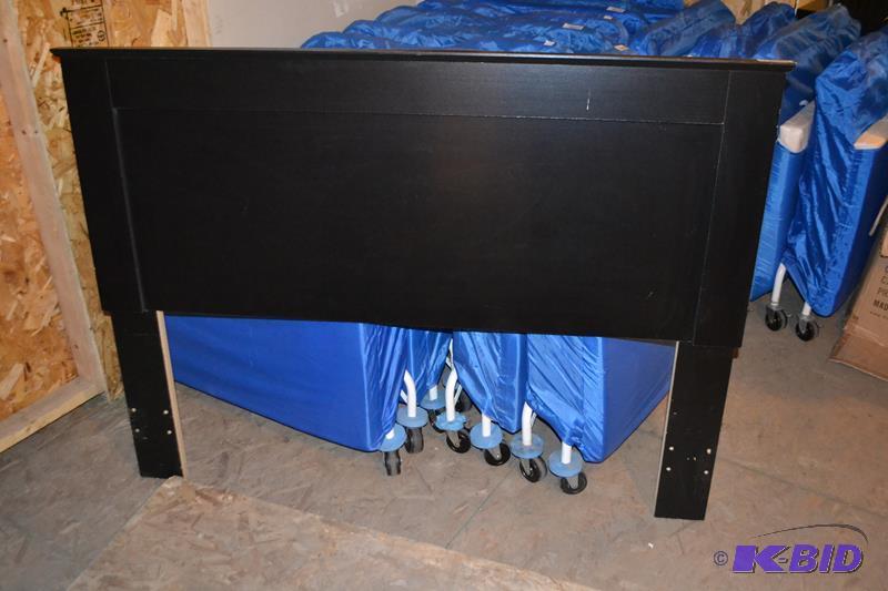 lot 91 image: Wood Queen bed head board , 4 size 54x64"...