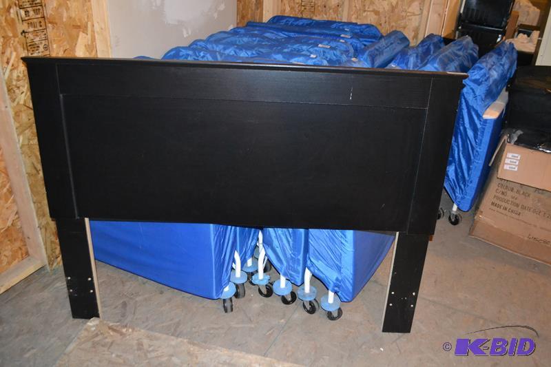 lot 94 image: Wood Queen bed head board , Quantity 3 size 5...