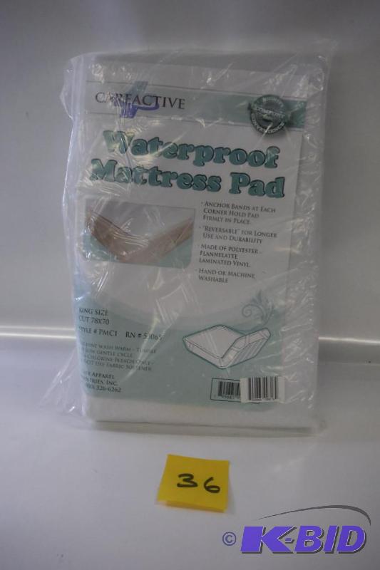 lot 36 image: Careactive Waterproof Mattress Pad