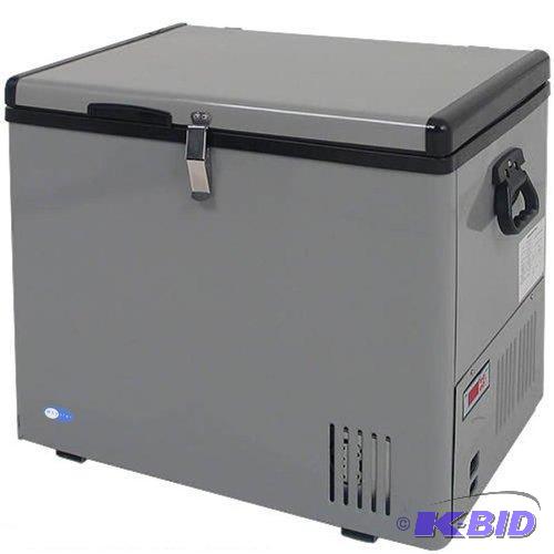 lot 42 image: Whynter FM-45G 45-Quart Portable RefrigeratorFreezer, Platinum