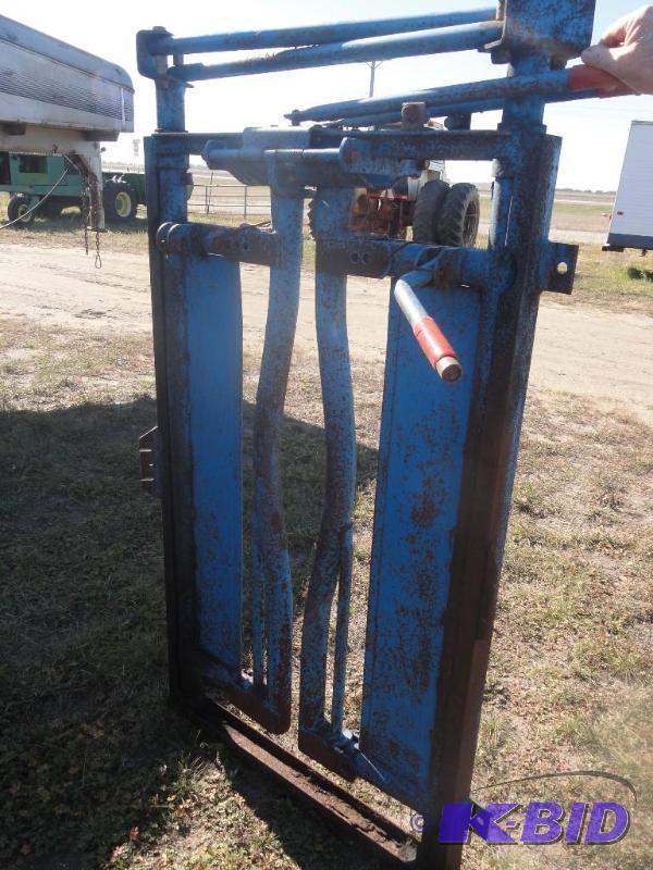 Head Gate
