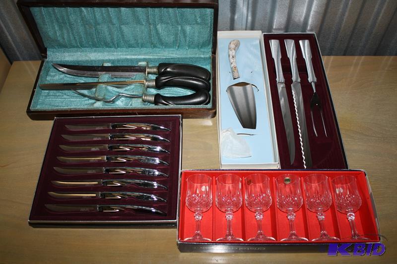 lot 24 image: Wedding cake knife, meat carving set, Steak K...