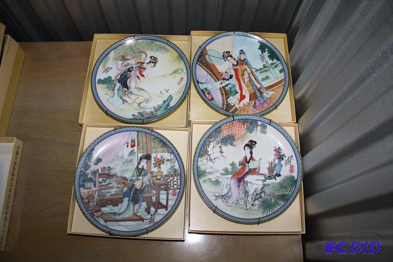 lot 33 image: Ying-Chun Limited edition China plates from H...