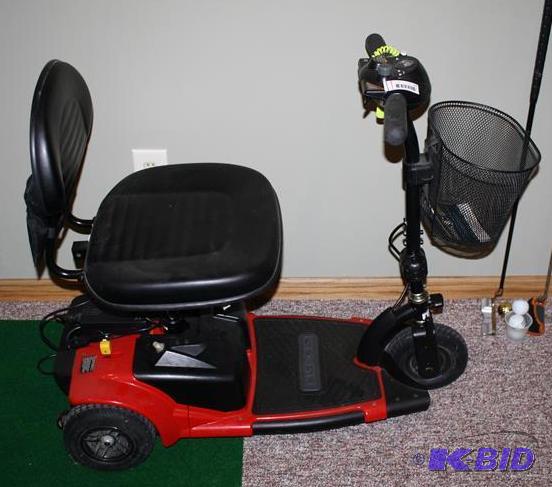 lot 5 image: Go-go LE Electric Mobility 3 Wheel Scooter by...