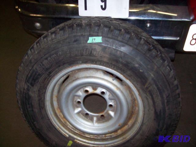 225-75 R15 Bridgestone Desert Dueler Tire Mou...