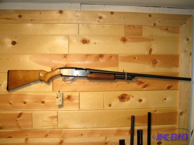 lot 14 image: Savage Springfield Model 67 Series B pump shotgun