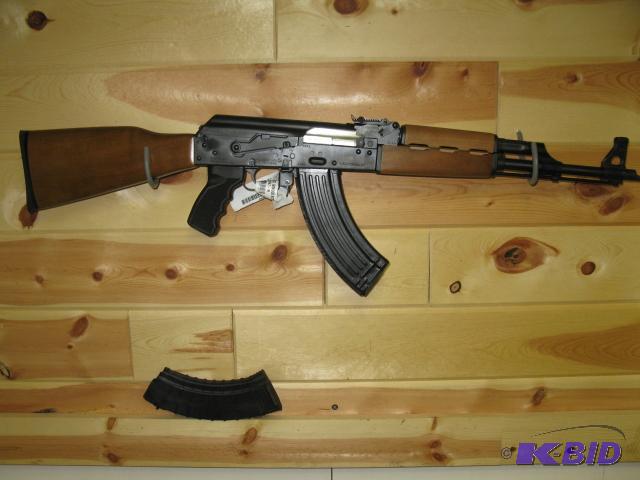 lot 7 image: Century International M-70 AK-47 semi-auto rifle