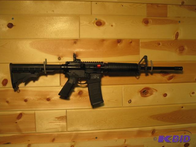 lot 9 image: Smith and Wesson MP15 - AR15 rifle