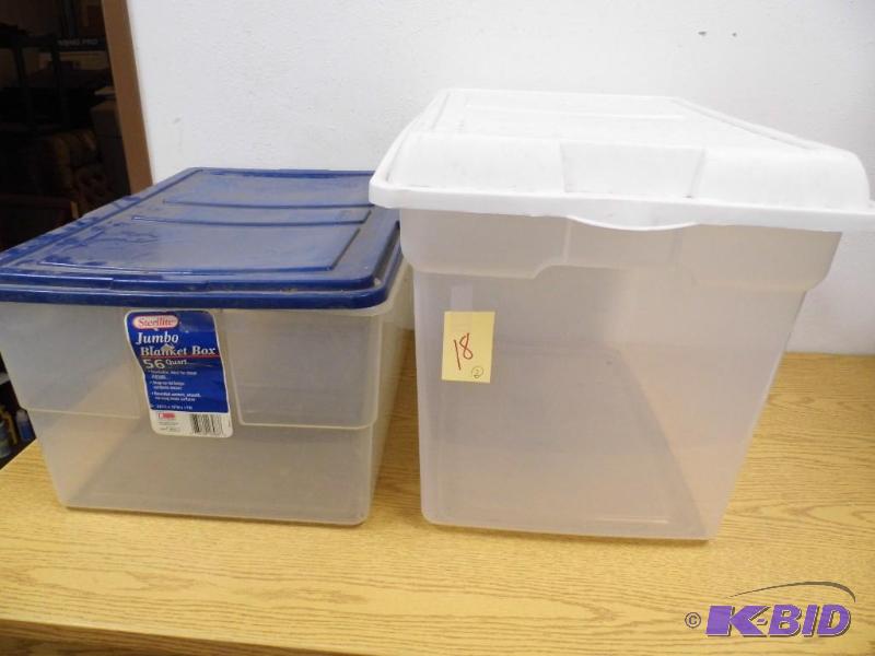 lot 18 image: 2 Large Storage Totes