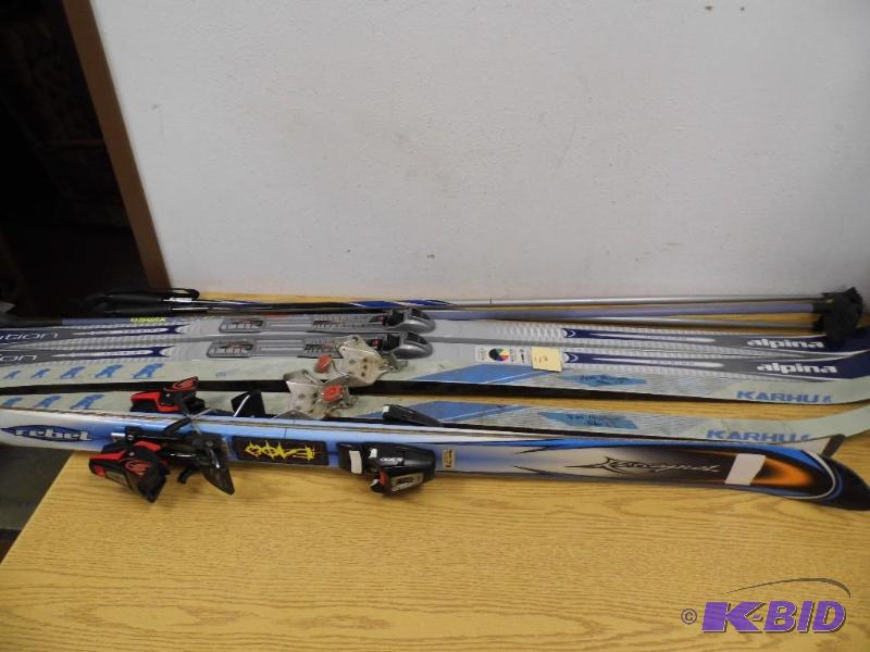 lot 43 image: Skis with One Set of Poles