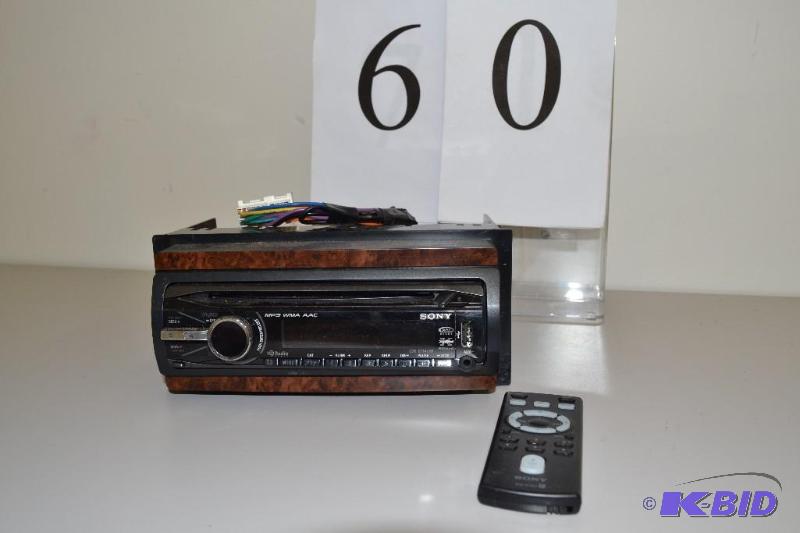 lot 60 image: Sony stereo for auto or RV