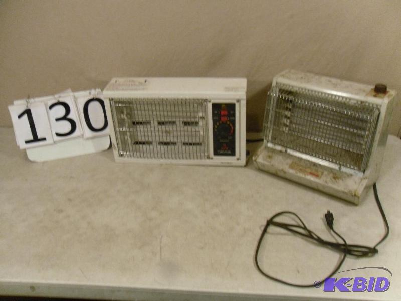 lot 130 image: Lot of 2 Space Heaters. Both tested and work....