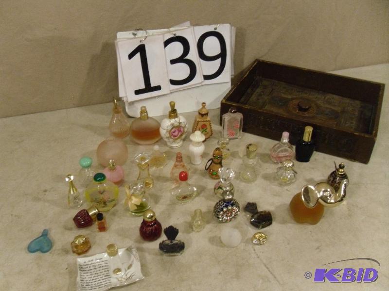 lot 139 image: Lot of Assorted Mini Perfumes and Wood BoxTr...