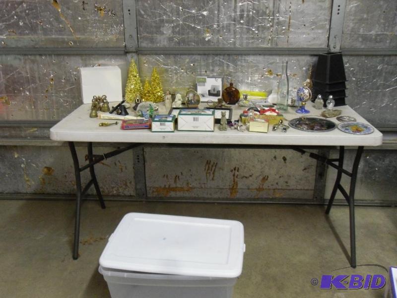 lot 201 image: Lot of Assorted Household. Expensive Enesco G...