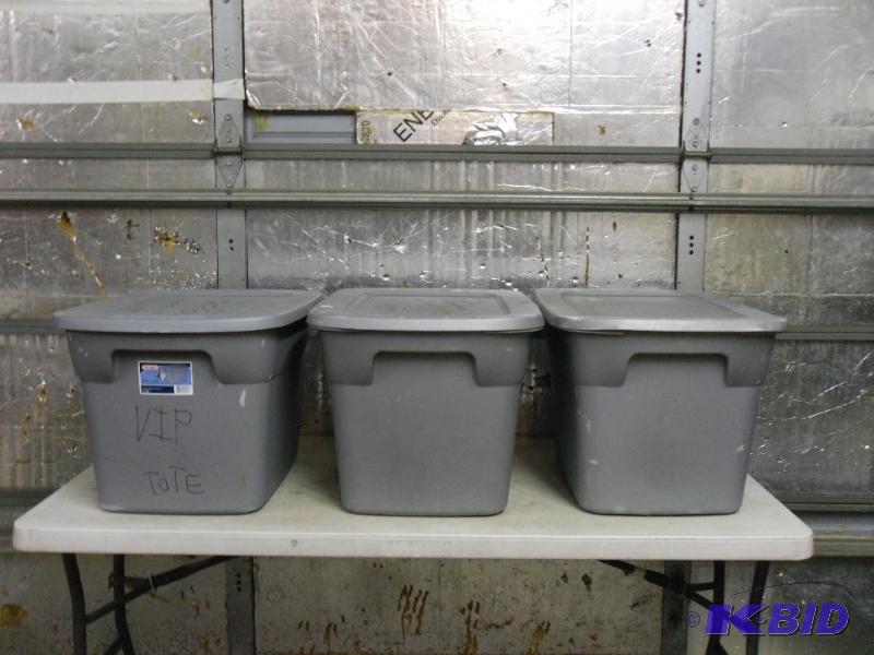 lot 203 image: Lot of 3 Totes with Lids. All need cleaning....