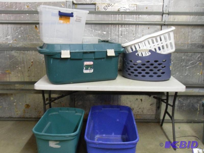 lot 206 image: Lot of Assorted Totes and Clothes Baskets. La...