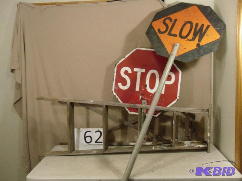 lot 62 image: Old Wooden Step Ladder (unsturdy,&nbspgreat ...