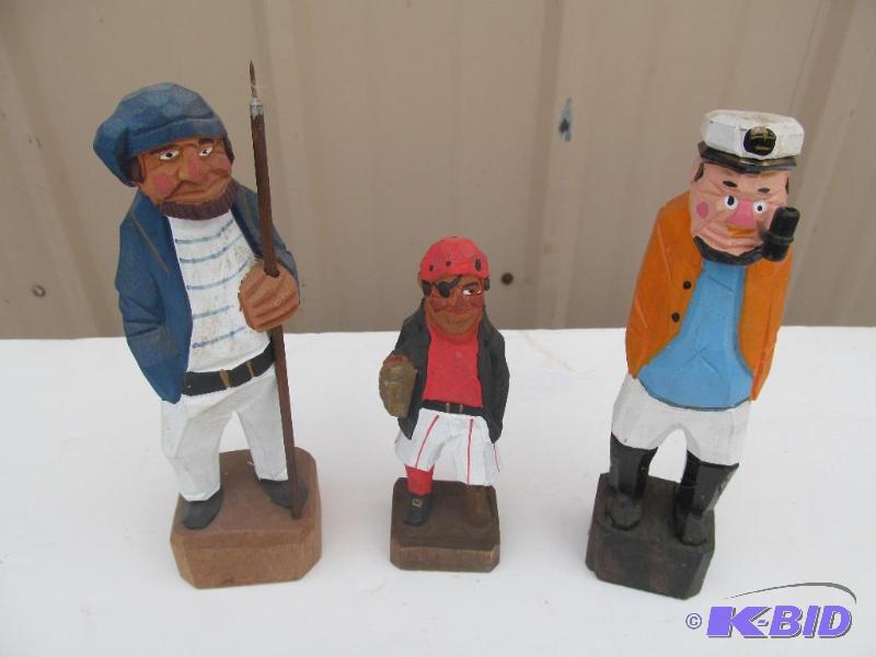 lot 33 image: Hand Carved Figurines.