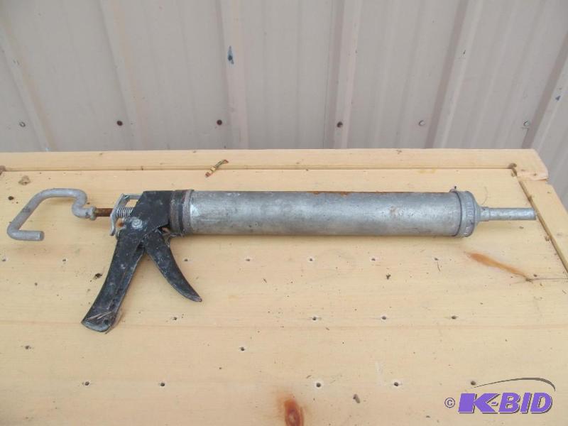 lot 58 image: &quotChinking gun"...