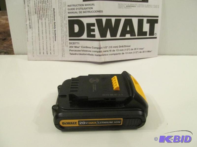 lot 82 image: DeWALT 20 vmax  Lithium Ion Battery
