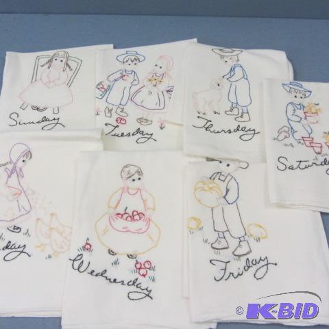 Set Embroidered Towels