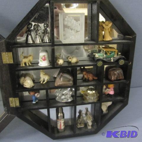 Mini Showcase, Collectibles
