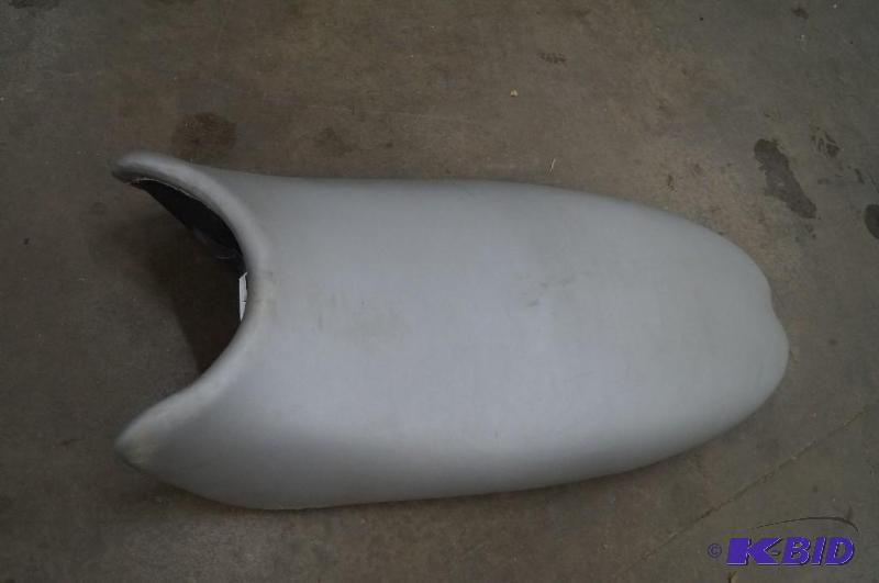 watercraft seat
