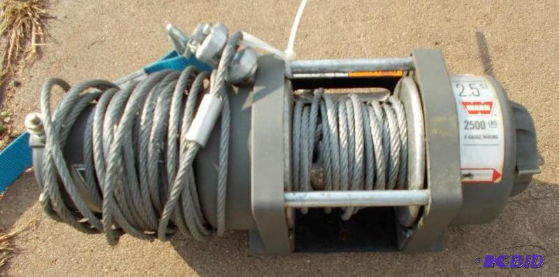 Warn Model 2.5 CI 2500 lb Electric ATV Winch ...
