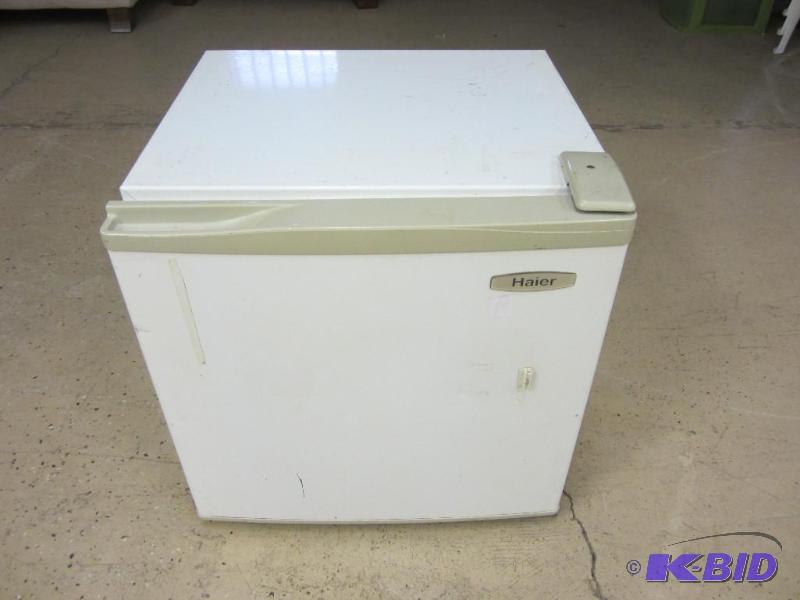Haier Mini Fridge