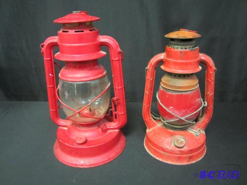 lot 00084 image: Fabulous Lot of Two Red Dietz Railroad Laterns