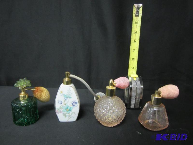 lot 00092 image: Group of 4 Vintage Perfume Bottles with Atomizers