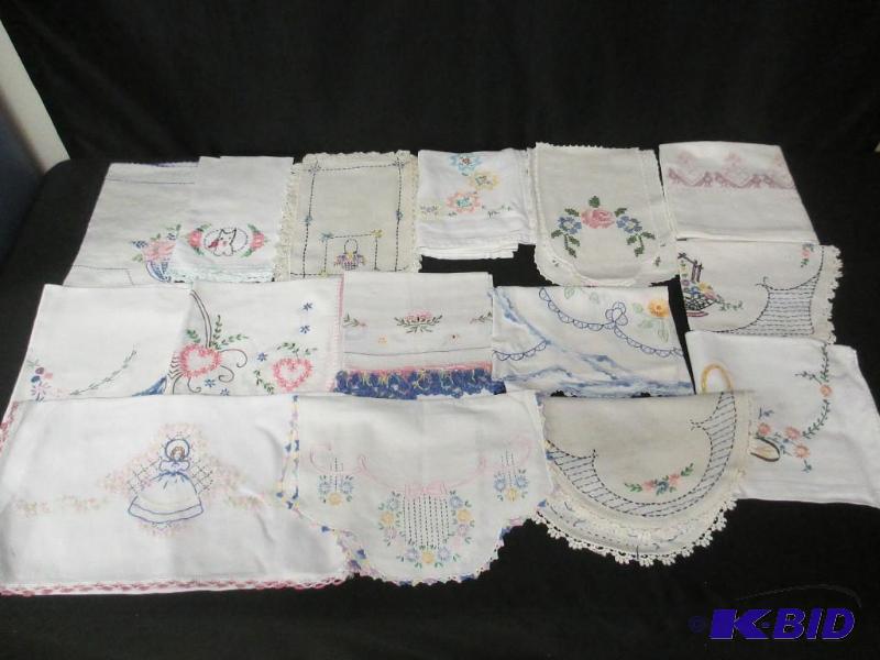 lot 00183 image: Vintage Doilies and Runners
