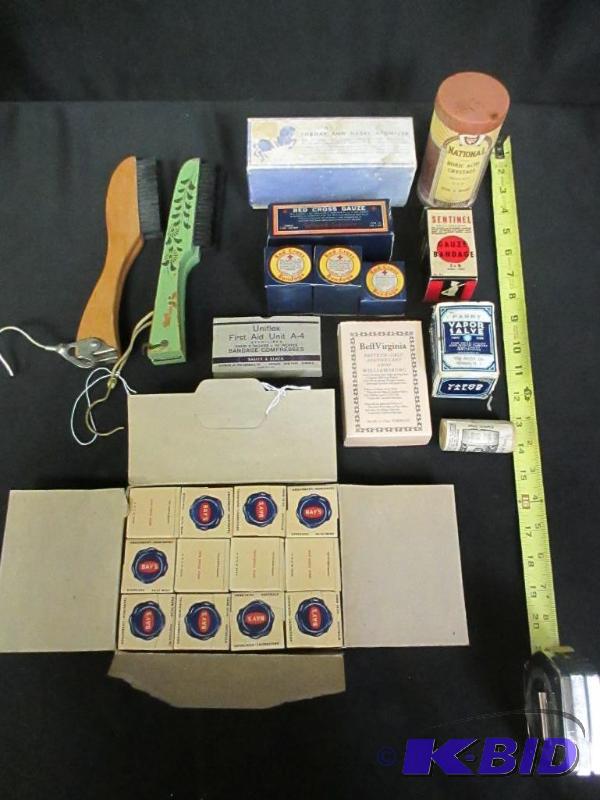lot 125 image: Lot of Health Care Items Brushes Bandages Boric Acid