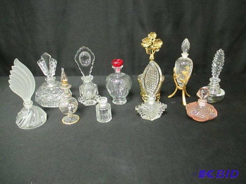 lot 134 image: Lot of 11 Vintage Perfume Bottles