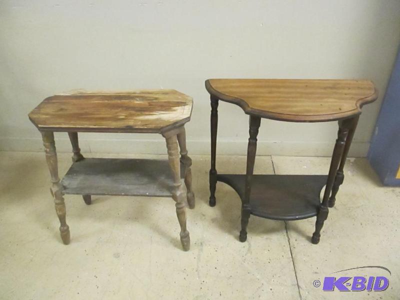 lot 144 image: Group of Two Side Tables Vintage