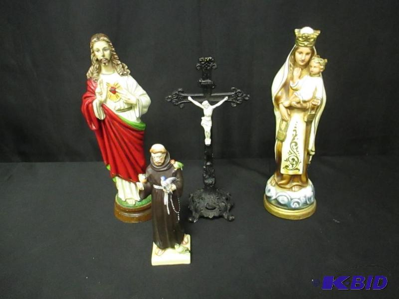lot 172 image: 4 Vintage Religious Pieces