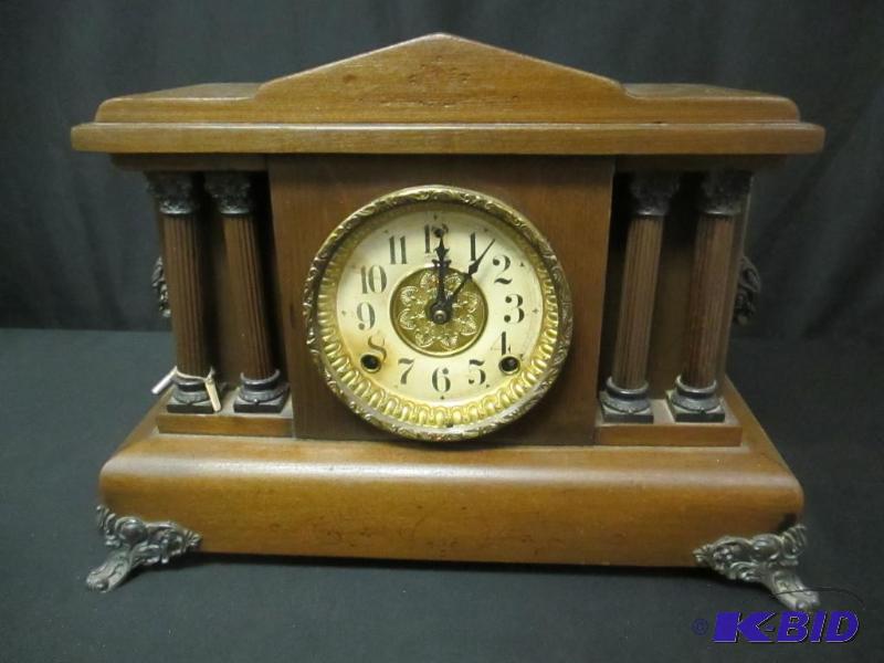 lot 34 image: Antique Sessions Mantle Clock Columns