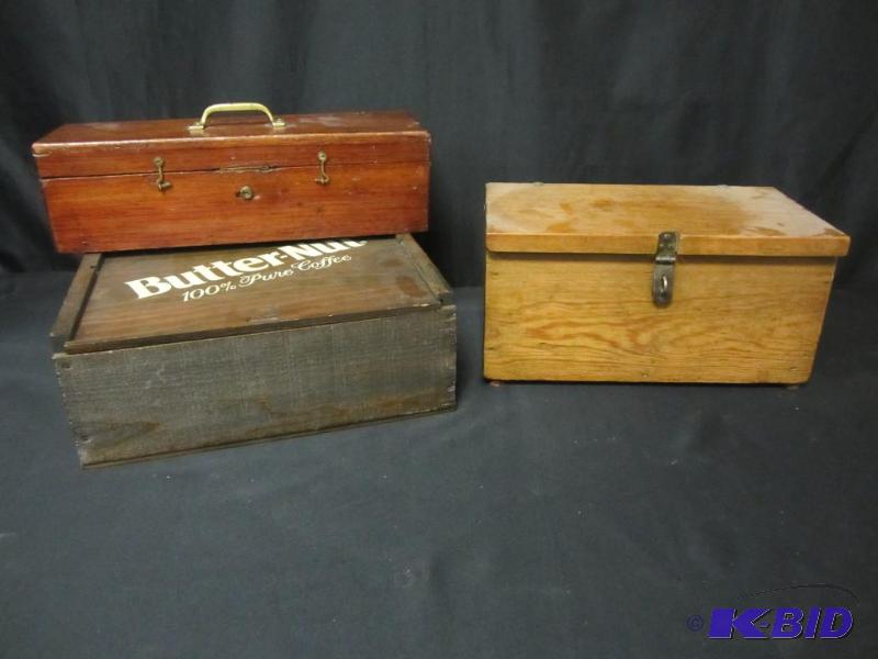 lot 45 image: Lot of 3 Vintage Wood Boxes