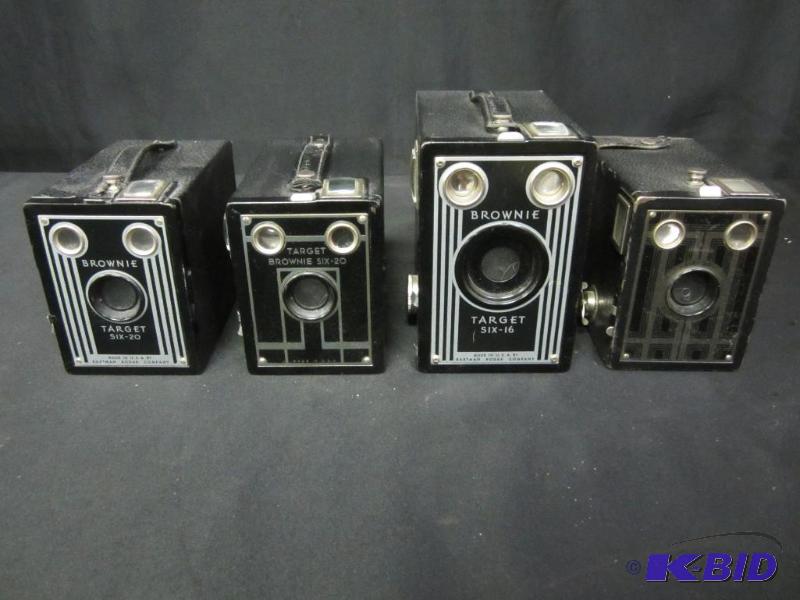 lot 71 image: Lot of 4 Brownie Box Kodak Cameras Vintage