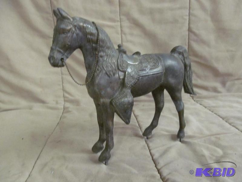 Statue