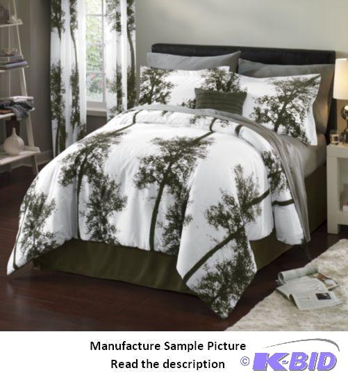 Bedding Set - Queen - Deep olive green and wh...
