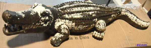 Alligator Lawn Decor -&nbspWho needs a watch...