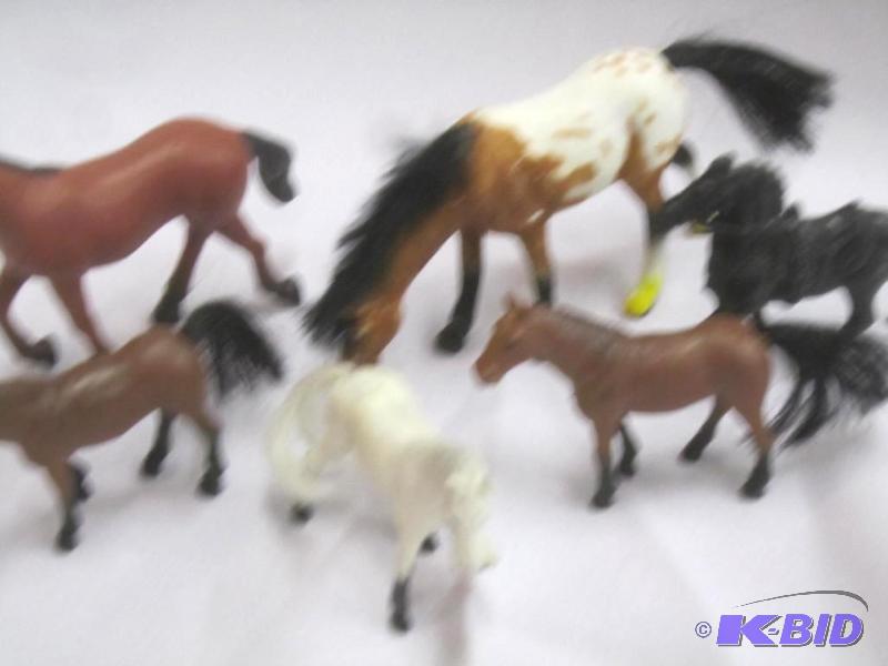 6 Horses