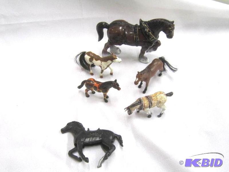 6 Horses