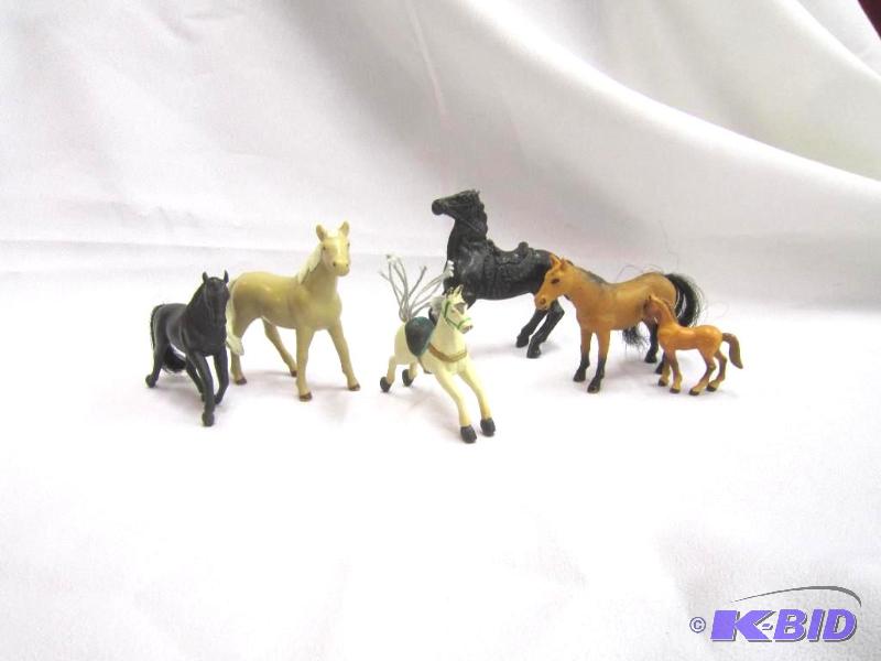 6 Horses