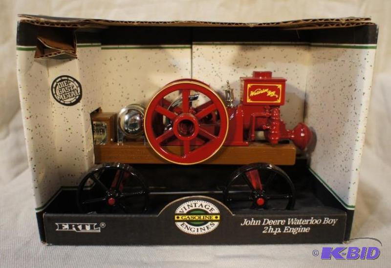 lot 5 image: New In Box John Deere Waterloo Boy 18 scale ...