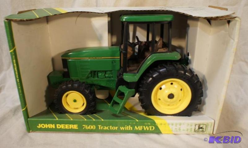 lot 52 image: New In Box John Deere 7600 Tractor MFWD - 11...