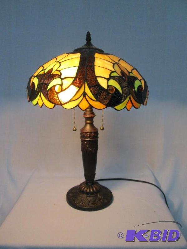 lot 22 image: River of Goods Halston Lamp